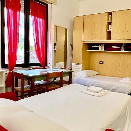 Apartment Kibilu - Via Colonna Con Parcheggio Vicinanze Ospedale Di Circolo